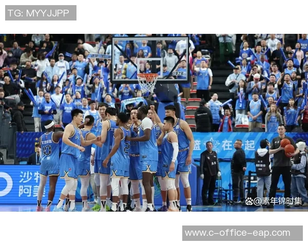 北京队与厂州队的CBA对决精彩纷呈谁将赢得这场篮球盛宴