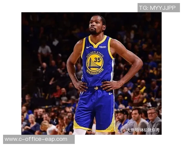 勇士与马刺激战正酣全场直播精彩瞬间回顾与分析